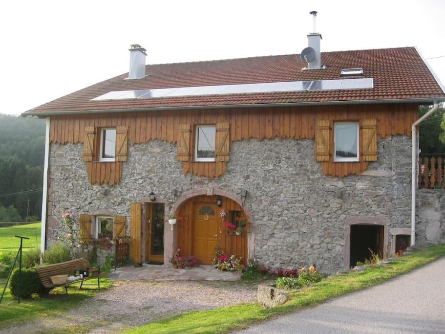 Bed and Breakfast Chambre D'Hotes Nos Racines Saulxures-sur-Moselotte Exterior foto